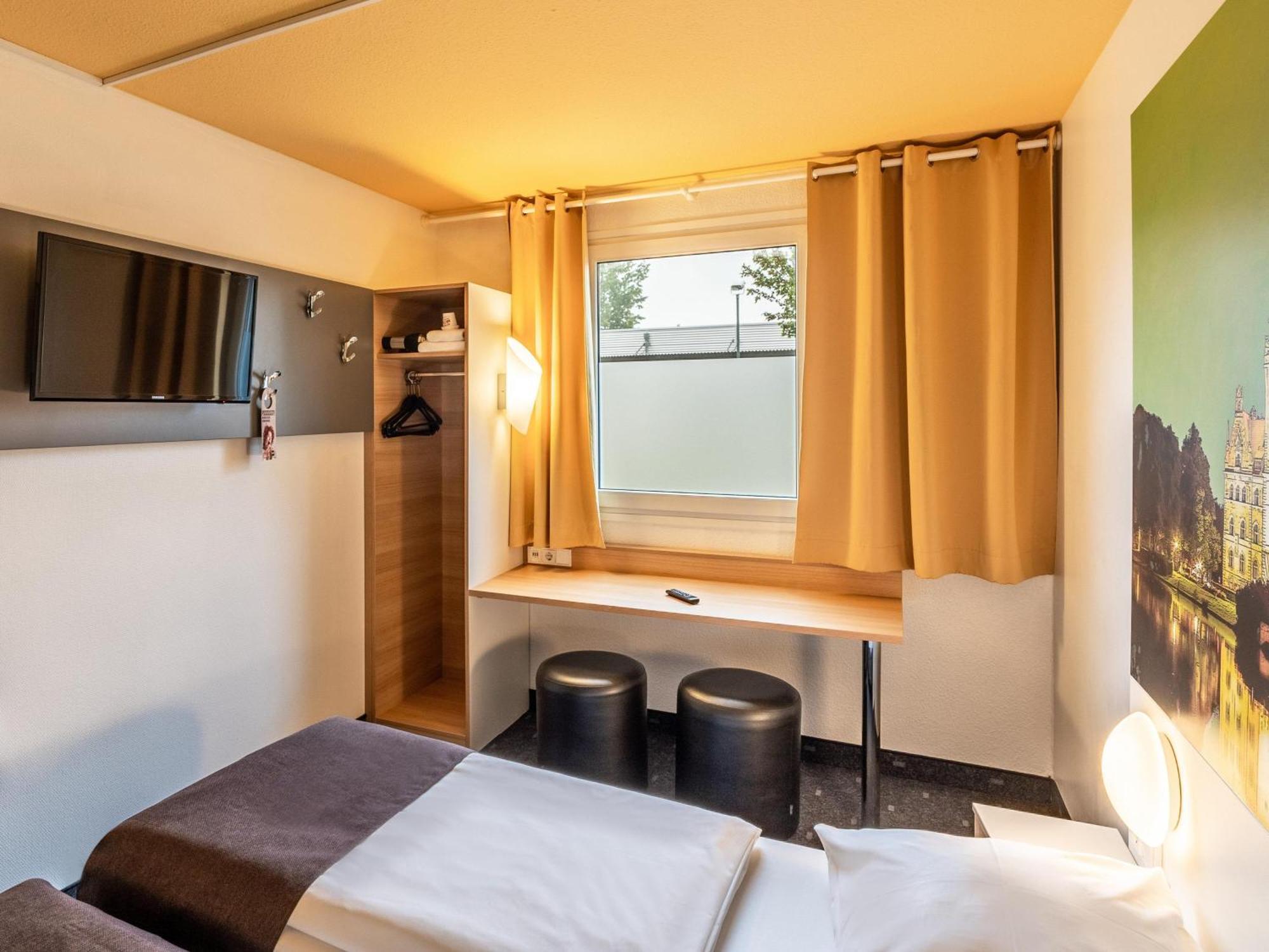 B&B Hotel Hannover-Nord Exteriör bild